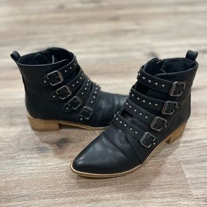 Beast Fashion Women’s Black Pointed Ankle Boots with Buckles